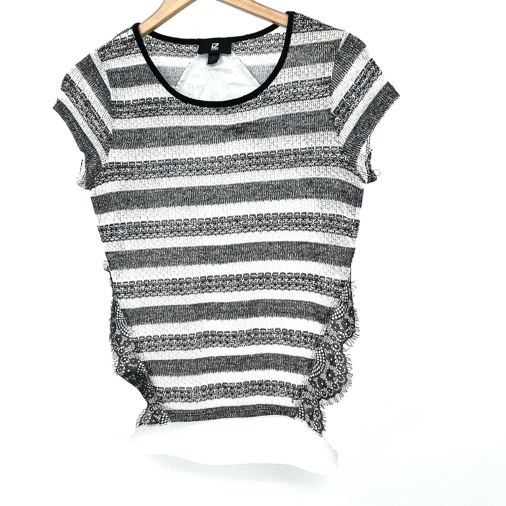 IZ‎ Byer Women's Medium Black & White Shirt Blouse Short Sleeve Stripes Sheer